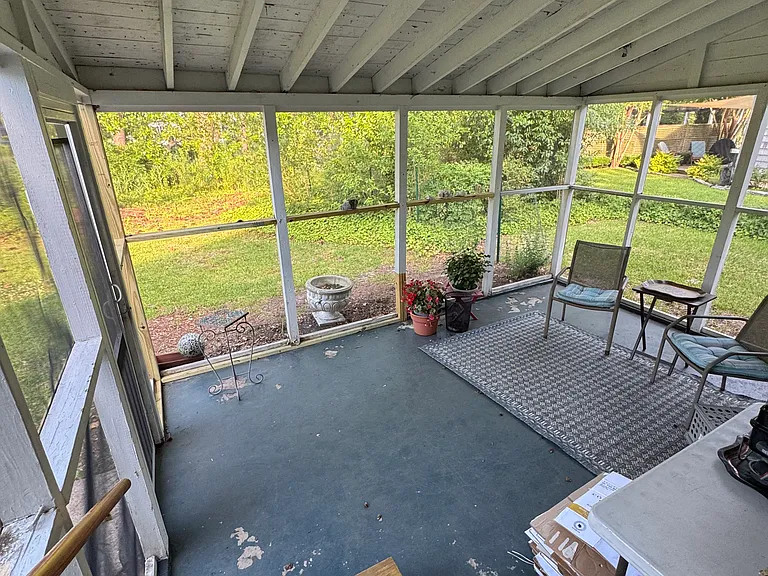 screened in back porch
