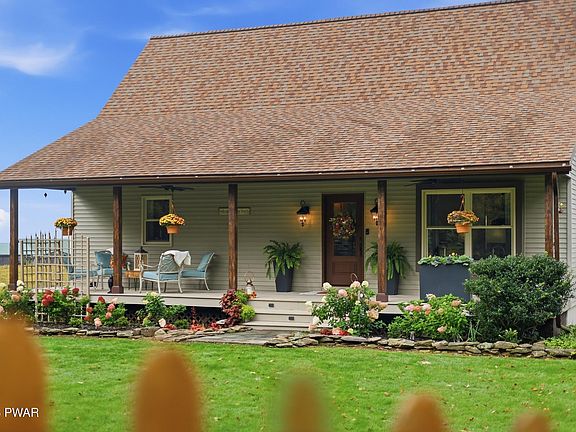 4th image of 1885 Baldwin Rd