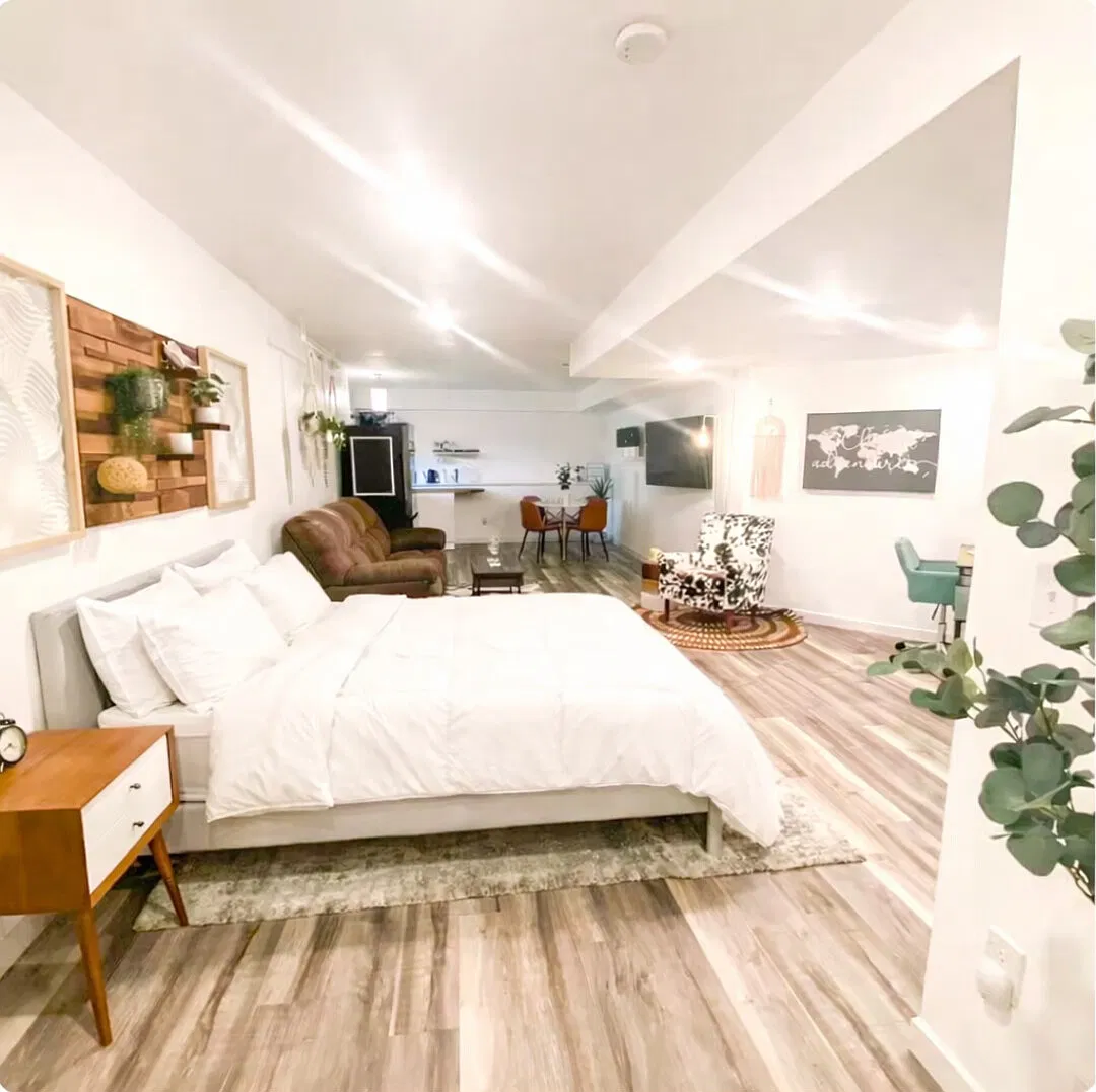 Spacious Mod Studio | Nature Preserve: Kitchen, TV — Photo 1