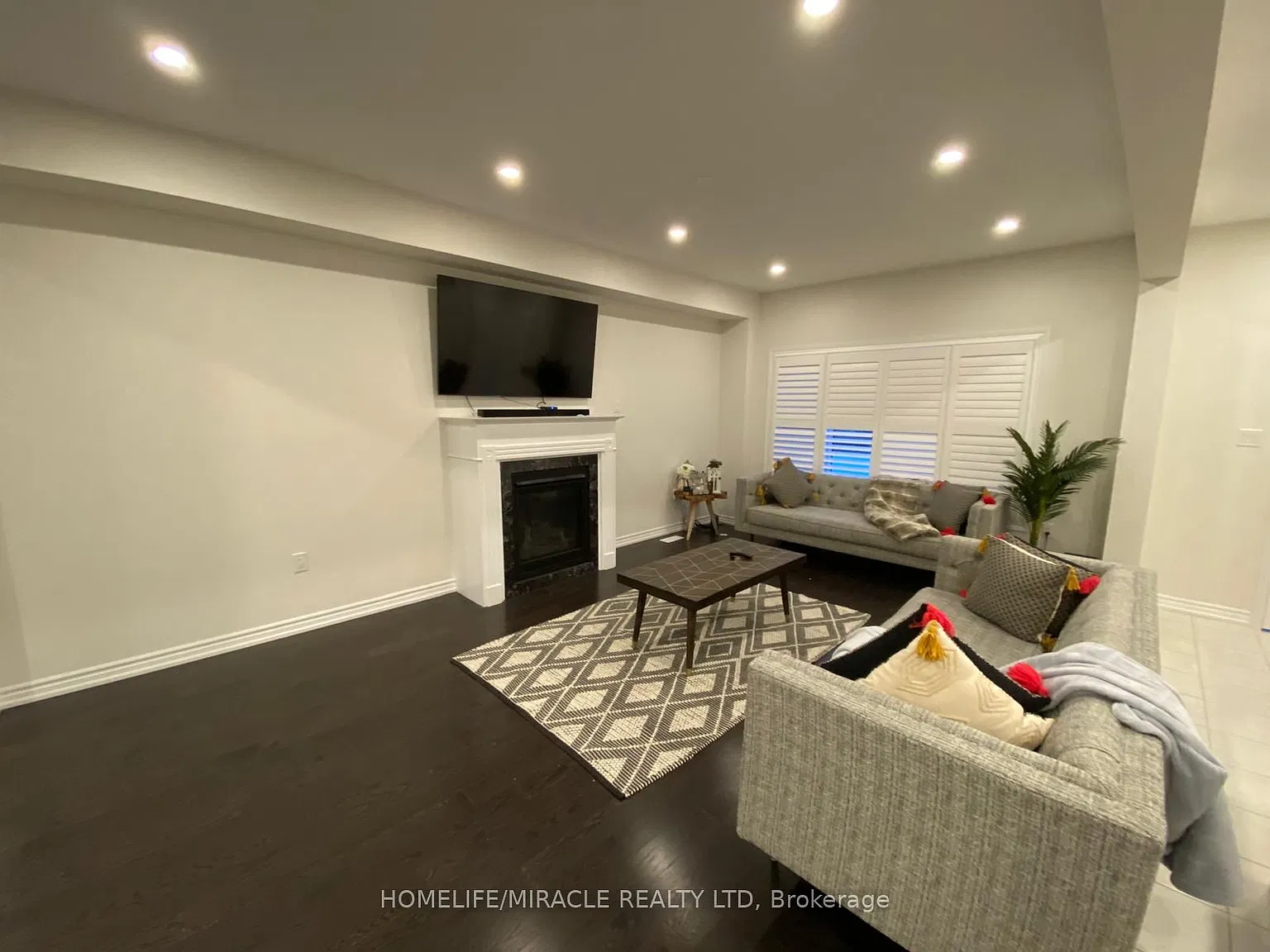 4 bed, $3,250 — Photo 2