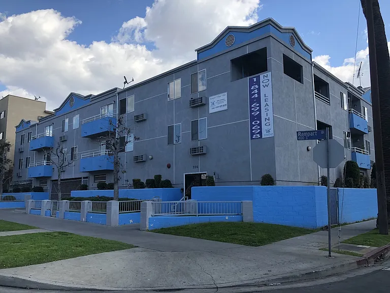 Rampart Village Villas — Photo 30