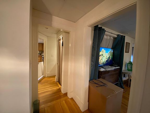 Entry Hall Way