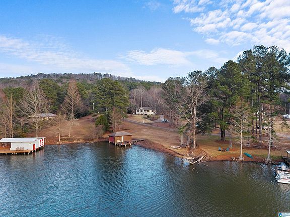 5th image of 8543 Emerald Lake Dr E