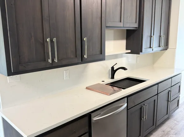 10030 271st St NW #5, Stanwood, WA 98292