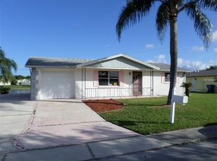 3833 Baden Dr, Holiday, FL 34691