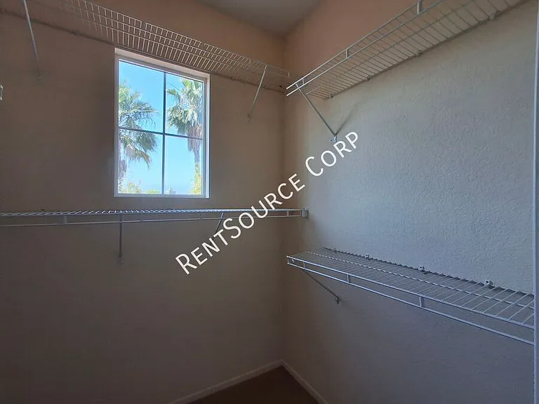 24310 Las Palmas St — Photo 31