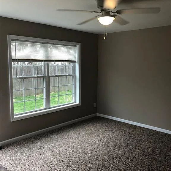 215 South St — Photo 4