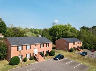 102 Daniel St APT B, Brookneal, VA 24528