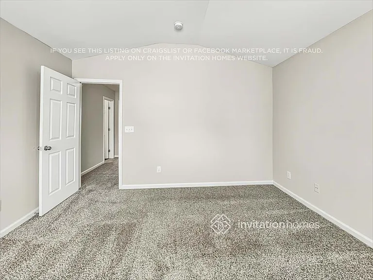 3940 Laurel Glen Dr — Photo 11