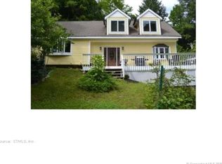 1 Wood Rd, Oxford, CT 06478