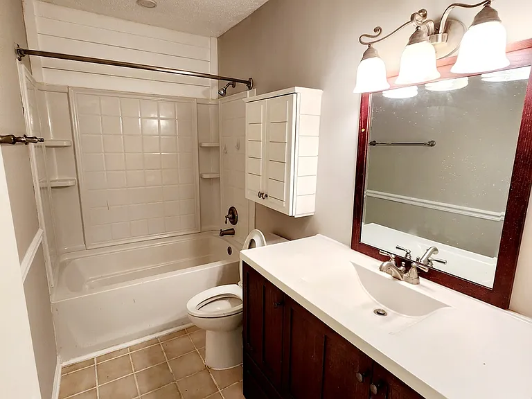 14012 Hurstland Dr SW — Photo 5