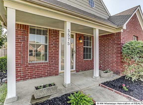 2nd image of 5575 Alexandria Ln