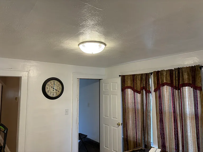 2205 W 106th St — Photo 3