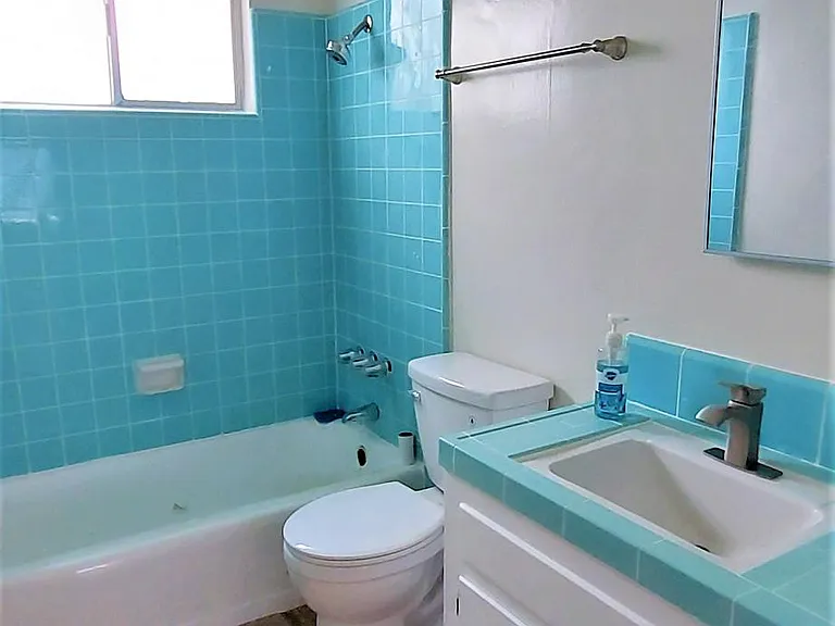 12704 Cedar Ave #B — Photo 6