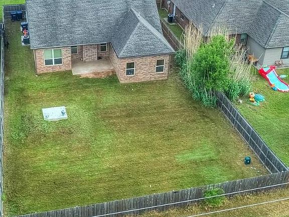 2nd image of 204 SW 148th St