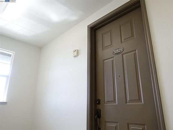 3rd image of 30825 Union City Blvd