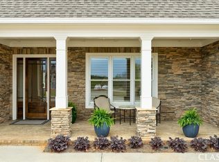 2818 Kestrel Dr, Statham, GA 30666