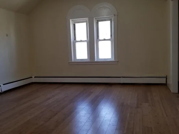 (undisclosed Address), Fitchburg, MA 01420