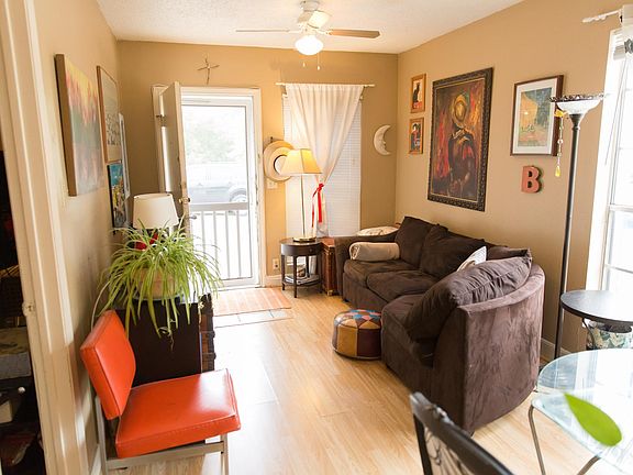 3rd image of 1304 Hollow Creek Dr APT D