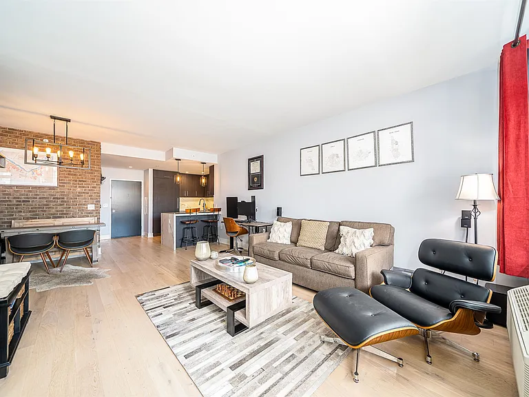 1400 Hudson St #727 — Photo 4