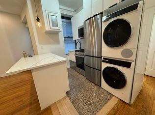 188 2nd Ave APT 4, New York, NY 10003