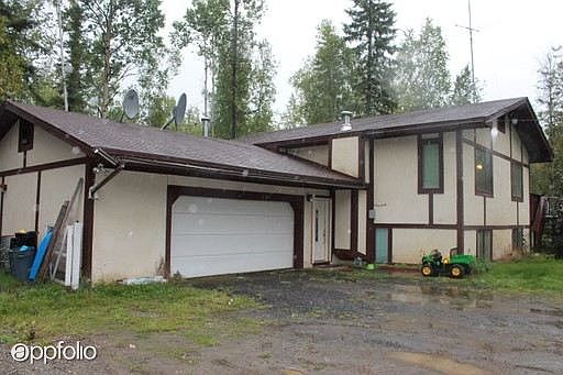 1st image of 3766 Lyle Ave