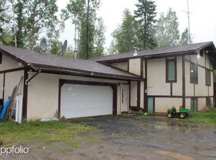 3766 Lyle Ave, North Pole, AK 99705