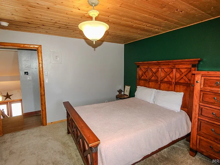 46784 Pioneertown Rd — Photo 40