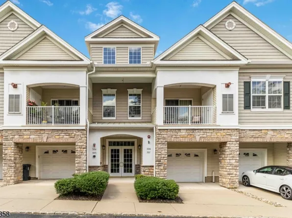 306 Brook Hollow Dr, Hanover Twp., NJ 07981