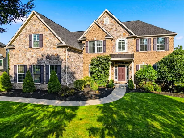 222 Taylor Ridge Ln, Mars, PA 16046