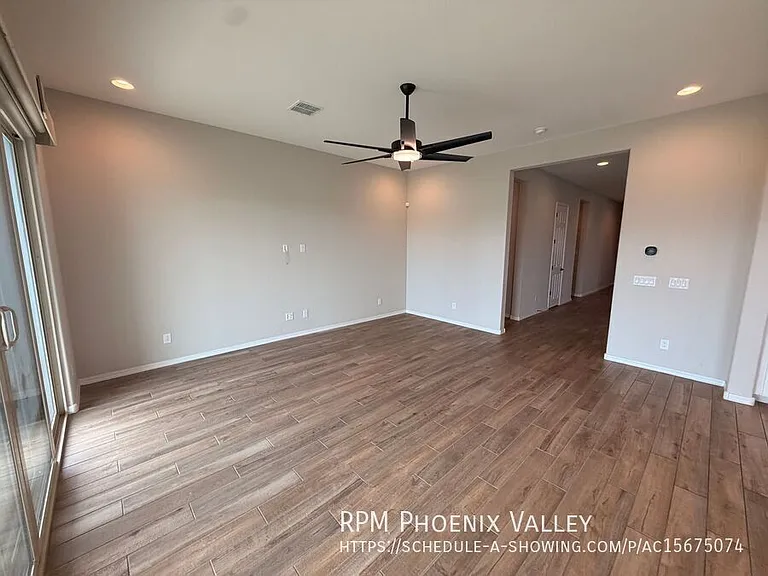 5151 N 181st Dr — Photo 25