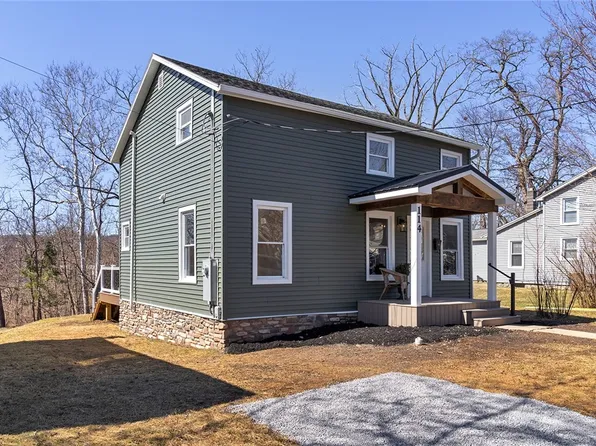 114 Sheppard St, Penn Yan, NY 14527