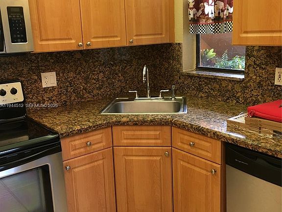 4th image of 3818 Coral Tree Cir #3818