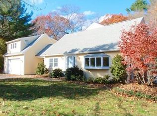 14 Walker Rd, Topsfield, MA 01983