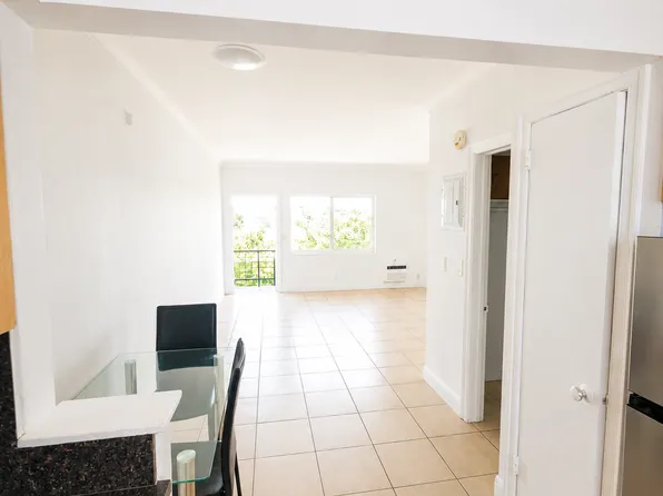 6844 Abbott Ave, Miami Beach, FL
