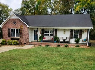 836 Mulberry Dr, Columbia, TN 38401