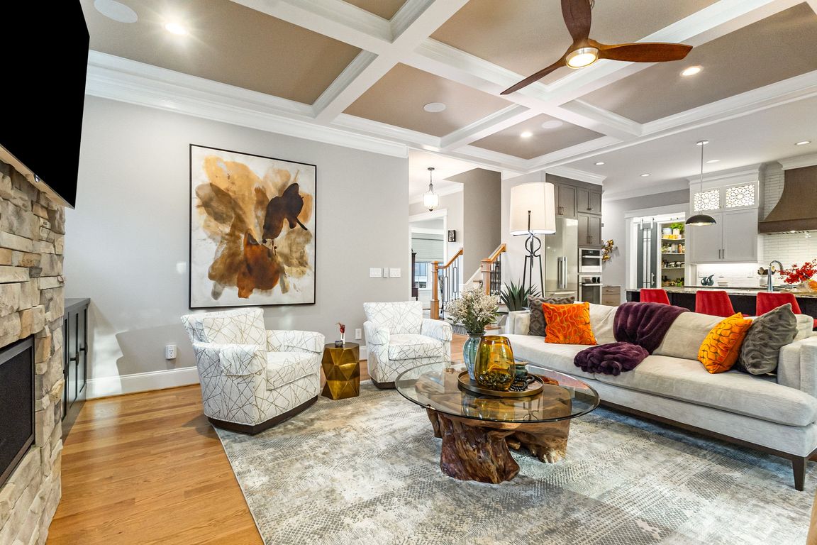 next background image