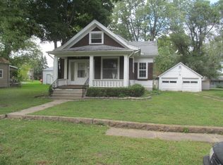 1005 E 17th St, Sedalia, MO 65301