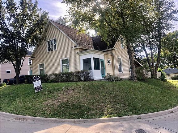 3rd image of 1418 Bellevue St