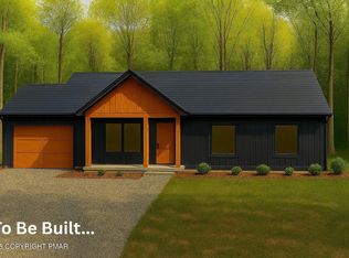 7 & 8 Sweet Briar Rd, Pocono Pines, PA 18350