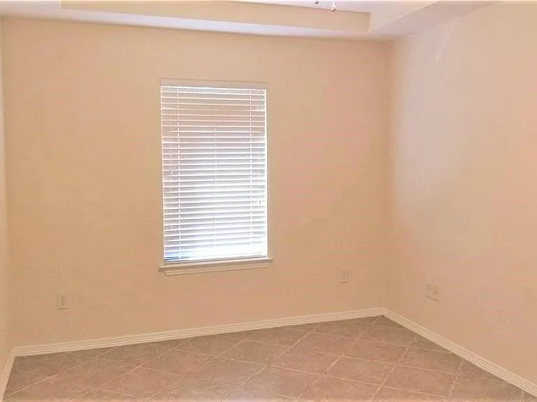3400 N Cynthia St — Photo 13