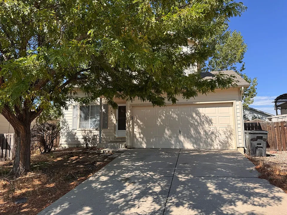 4915 Butte Ln