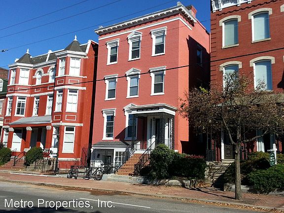 2nd image of 12 E Main St APT 10