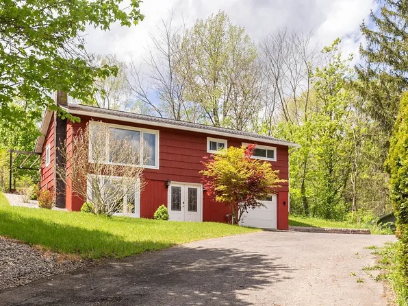 4319 Coye Rd, Jamesville, NY 13078