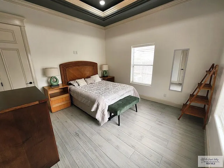 2521 Los Portales Dr — Photo 23