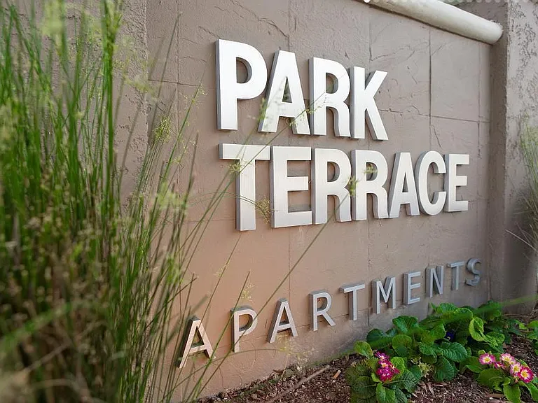 Park Terrace — Photo 10