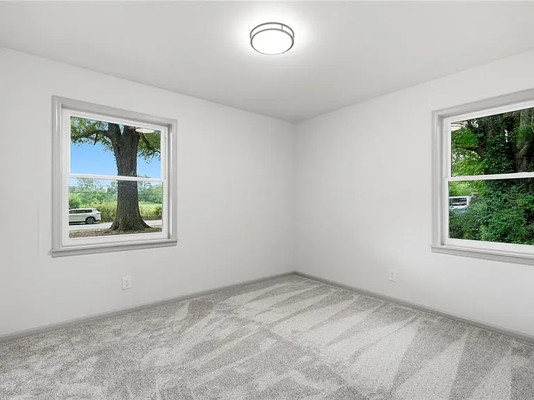 1079 Fairview Rd NW — Photo 16