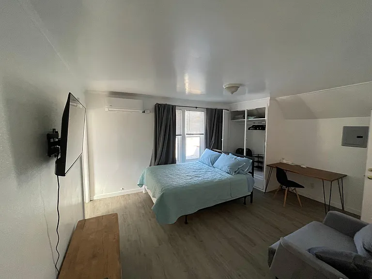 4510 N Figueroa St #4 — Photo 6