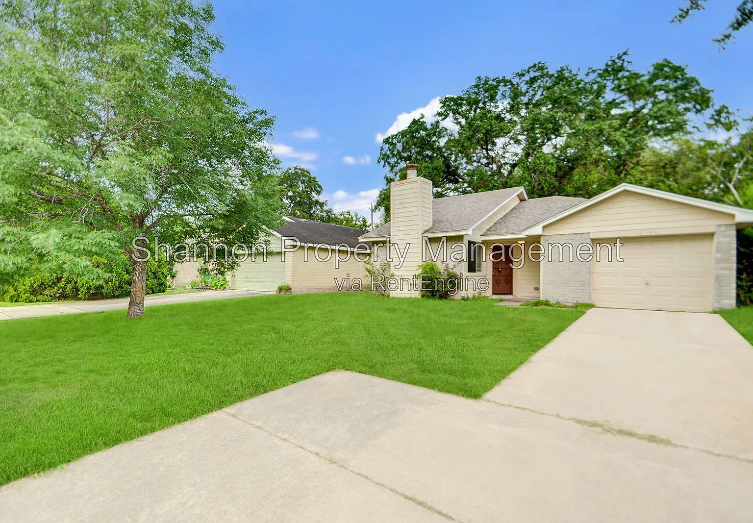 3 bed, 2.0 bath, 1031 sqft, $1,680 — Photo 2