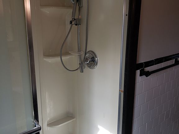 3rd image of 2023 Royal Court Dr